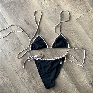 🎉 Burberry Bikini 🎉